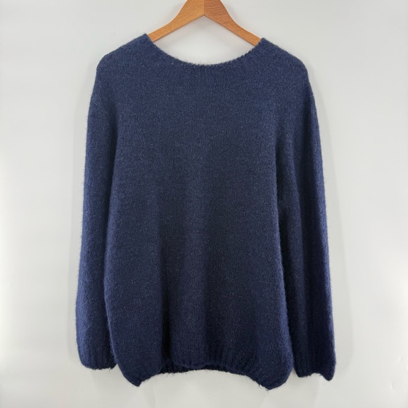 NWOT Celtic Co Navy Blue Alpaca Blend Ultra Soft Scoop Neck